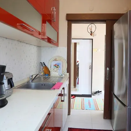 Apartment Flat With Two Living And Balcony In Uskudar *